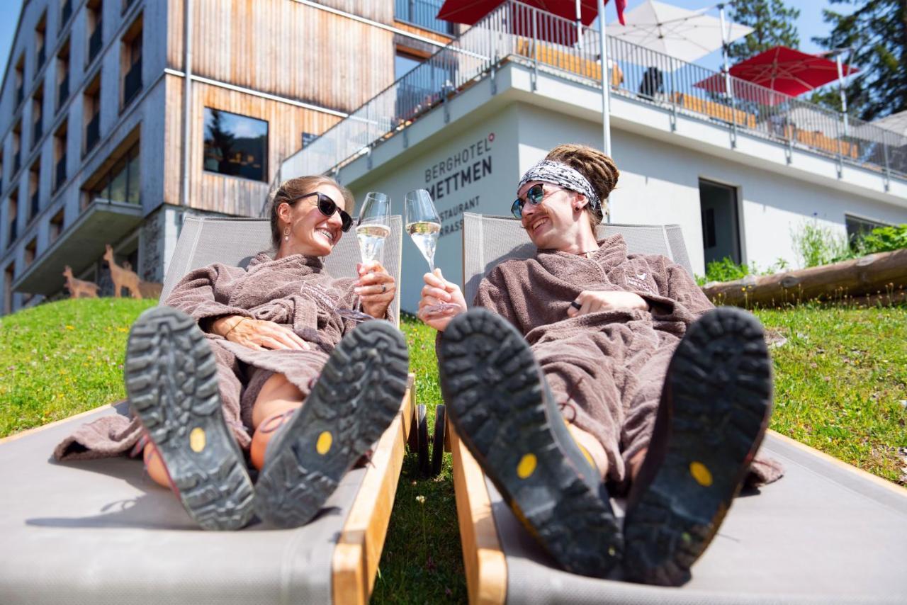 Berghotel Mettmen Schwanden  Eksteriør bilde
